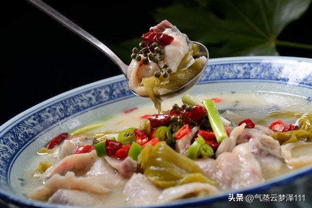 爱上鱼味烤全鱼做法,爱上藤椒鱼正宗做法