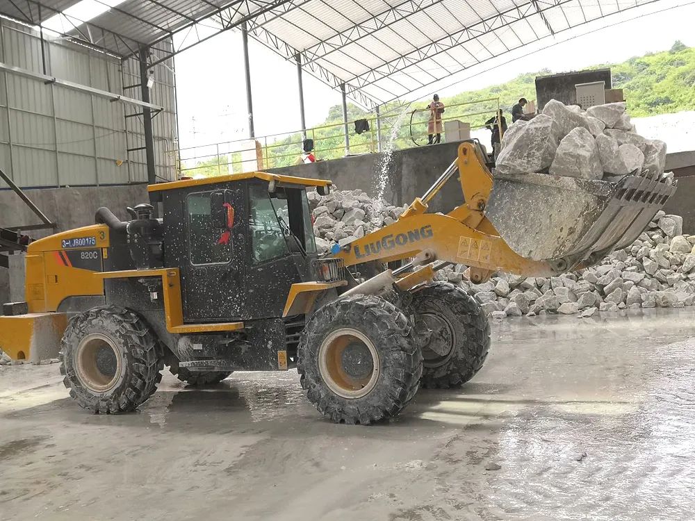 柳工装载机价格及型号报价表,柳工挖机质量