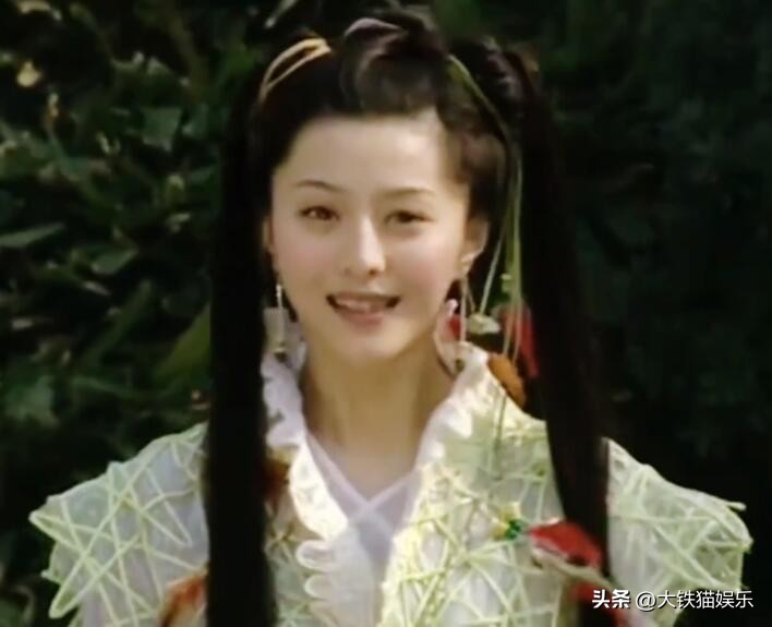 跌落神坛的6位童年偶像，个个花式“翻车”，没有一个人值得同情