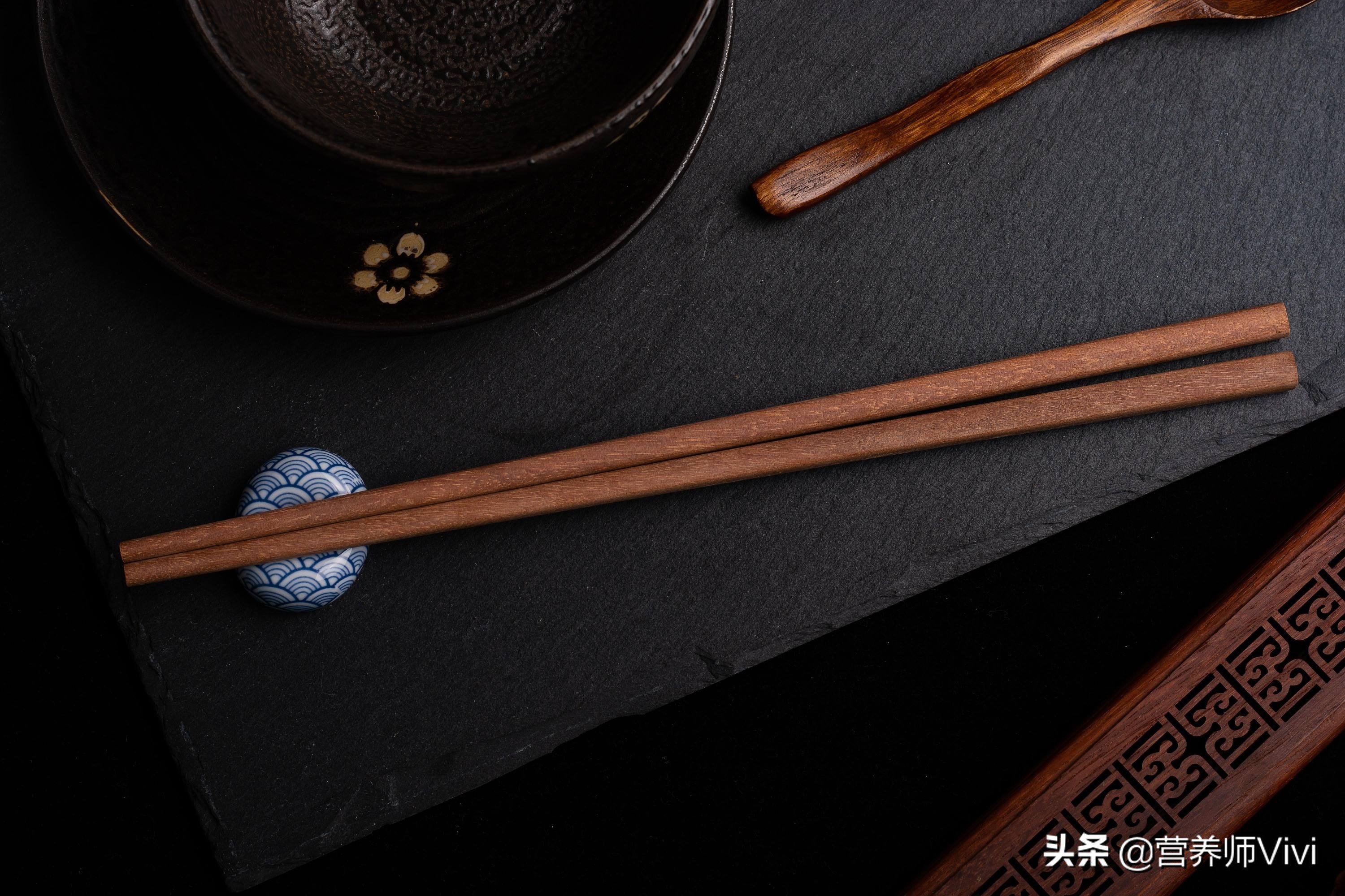 家里霉菌是怎么形成的,家庭常见霉菌过敏原