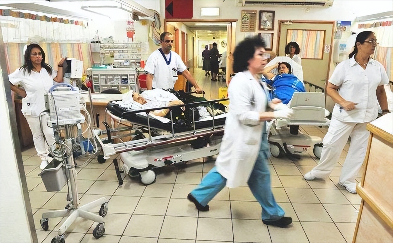 幽灵男孩马丁卧床14年,幽灵男孩马丁患病卧床