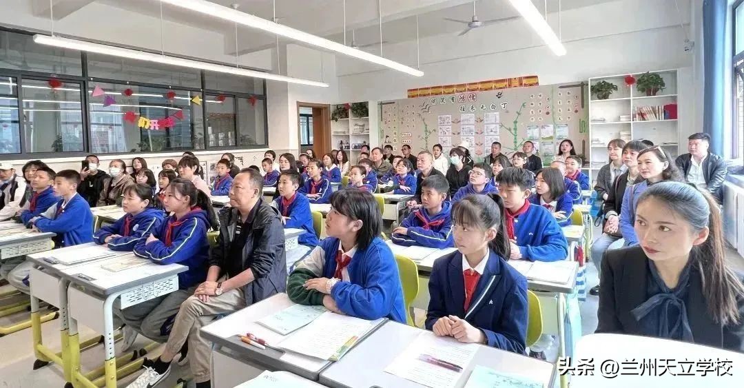 兰州天立根基小学第四周升旗仪式,兰州天立根基小学