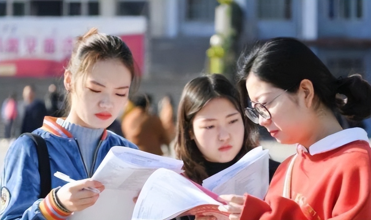 目前全国就业率最高的十个专业,2021年智能电网信息专业就业率