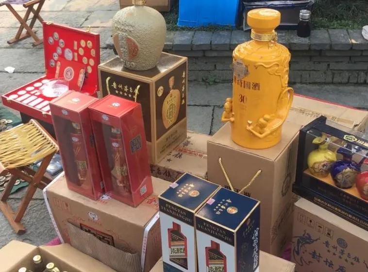 郑州百荣白酒假的多吗,郑州百荣白酒卖假酒后续