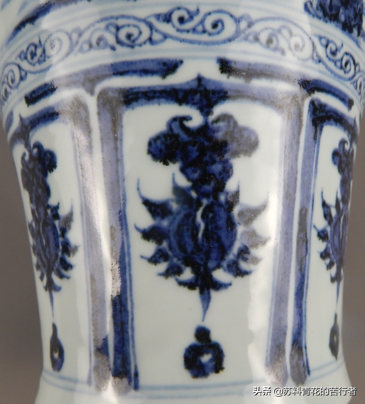 元青花萧何月下追韩信梅瓶全图,元青花萧何月下追韩信大梅瓶