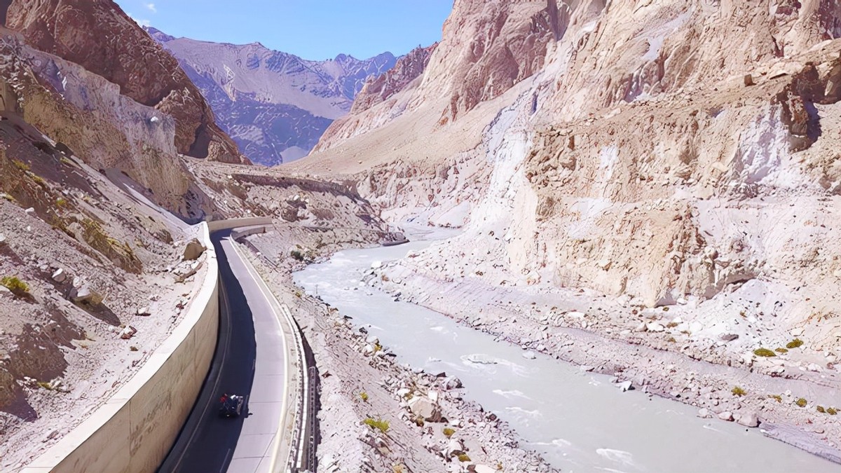 中国边境没有防护网越境了怎么办,中国边境线防御设施