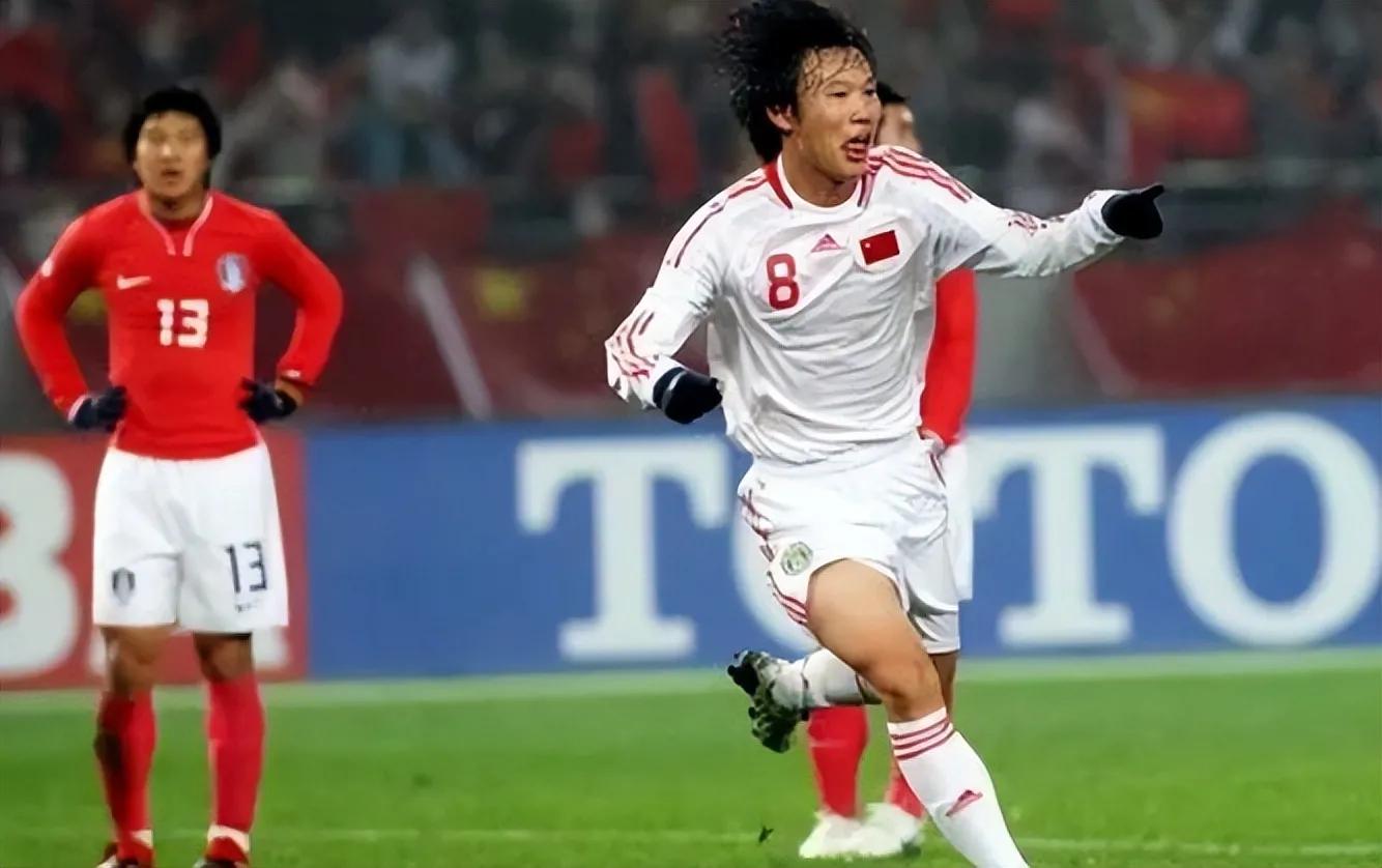 中国足球抗韩名场面,中国足球抗韩连进两球