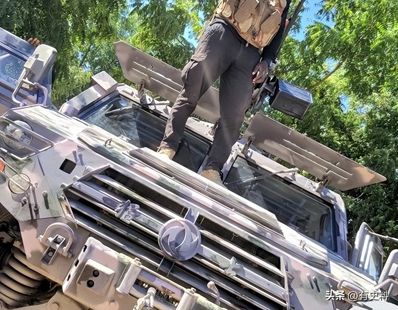 东风猛士在非洲大受青睐?丰田皮卡已成过去,大量引进猛士突击车