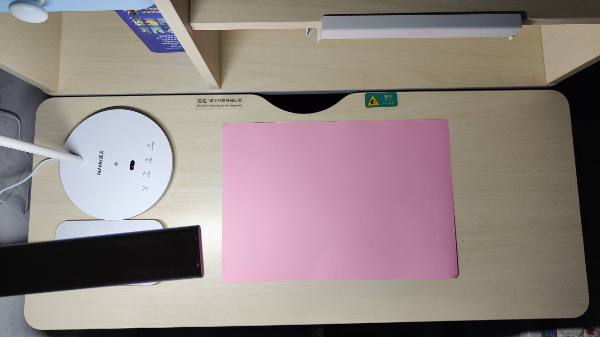 南卡护眼台灯深度测评，还原晨读光、智能调亮度，卖到断货