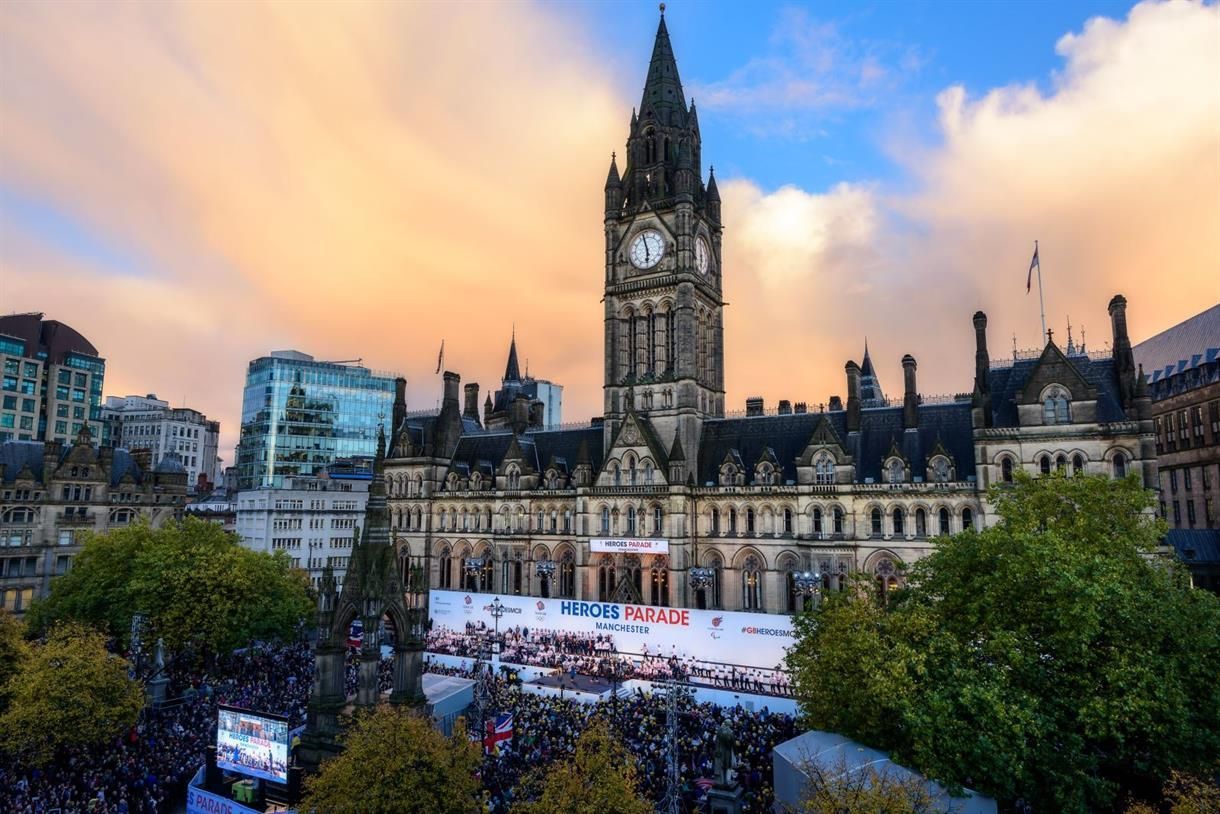 王曼爱华硕士读几年,王曼爱华硕士一年花费