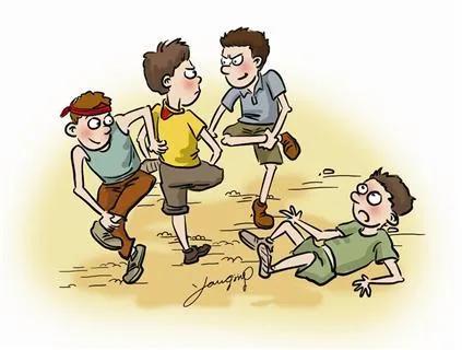 80后的童年游戏踢沙包,传统游戏打沙包儿童