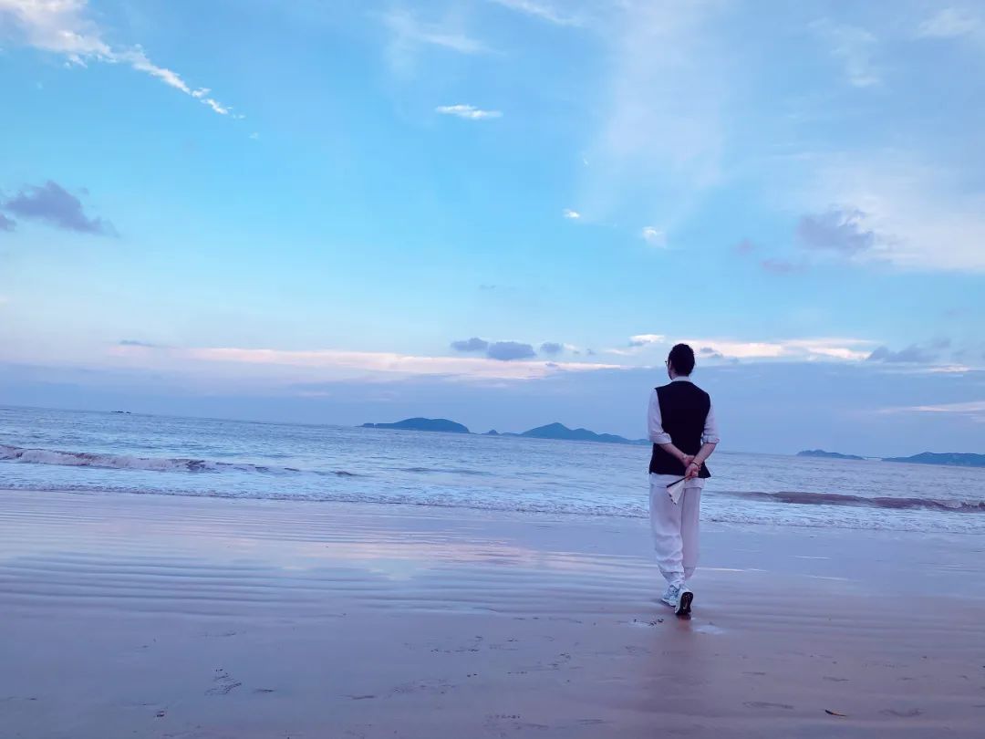 人到最后拼的还是人品和能力,年纪大了才知道人拼的是命运