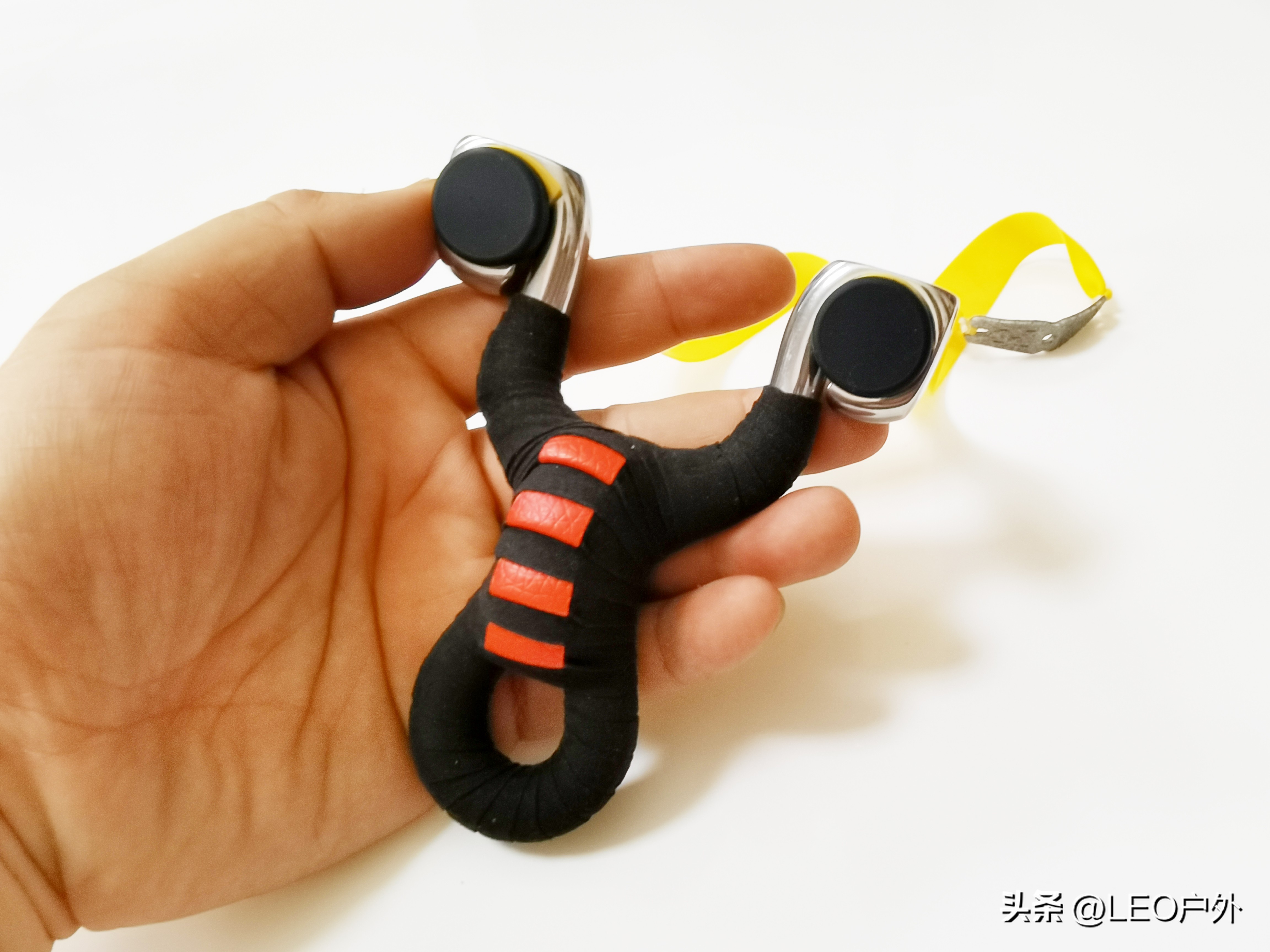 如果弹弓有段位,弹弓内弓门大小对精度有什么影响