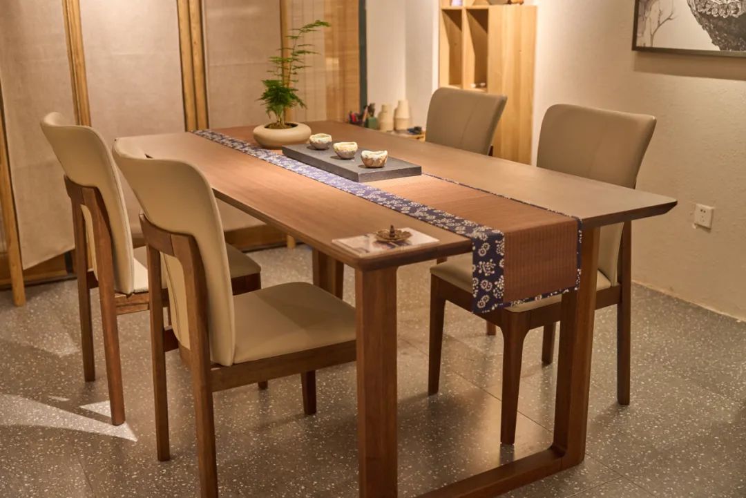 米夏家具风格,纯美式原木家具