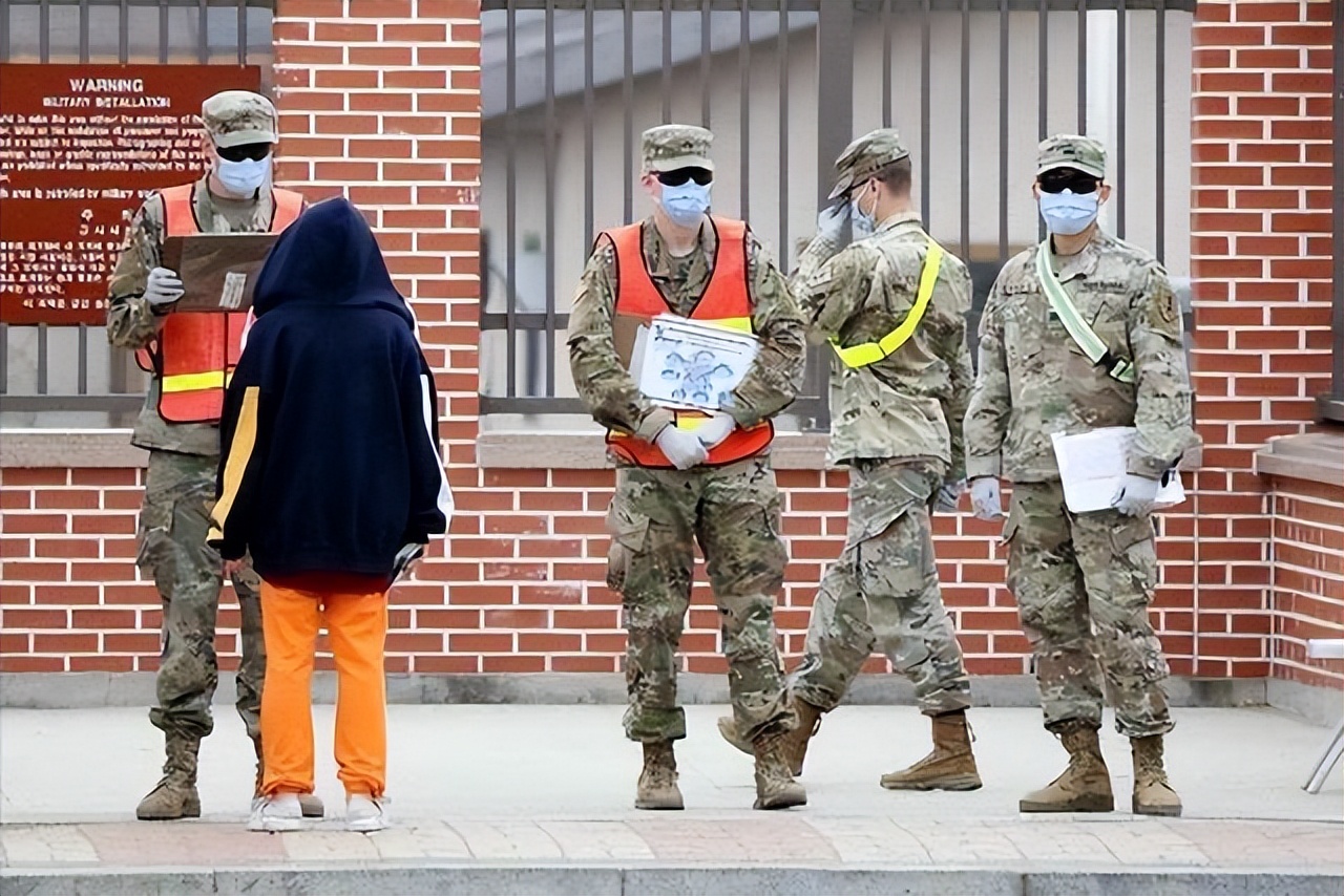 德国下跪为二战道歉的人,德国为二战下跪的人