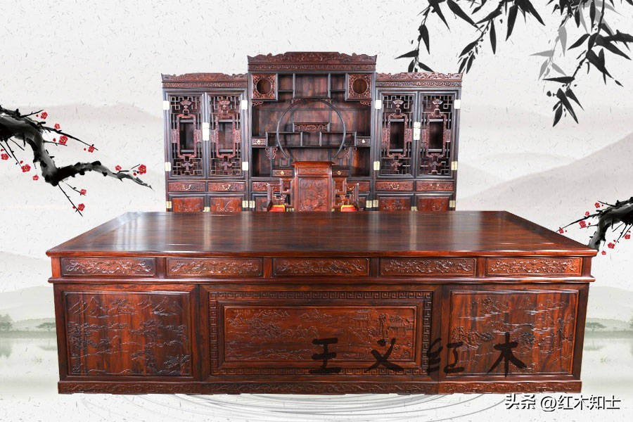 红木办公桌摆放的五宜与五忌,办公室桌子风水摆设要注意什么