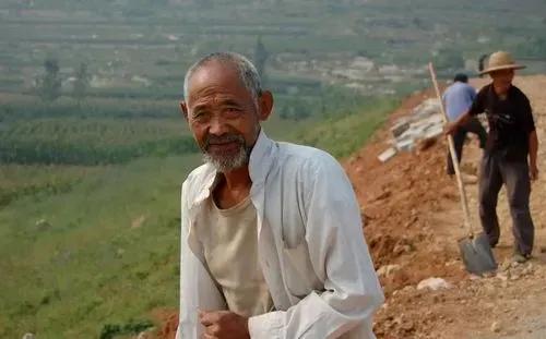 人丑就命苦吗,人丑运气差