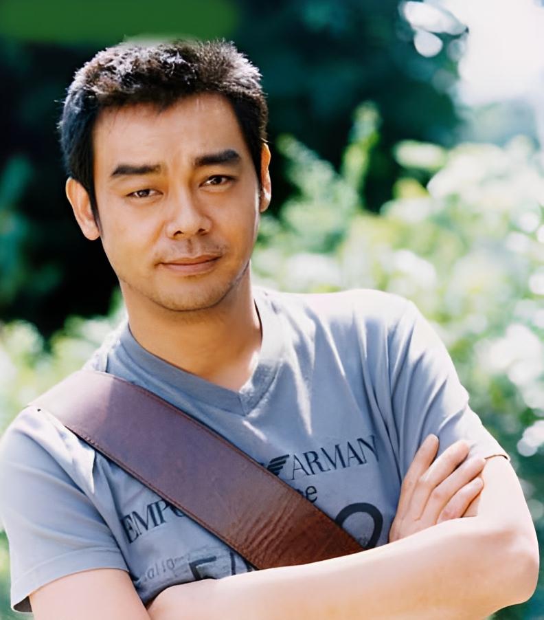 郭蔼明刘青云现状,刘青云哪一年生的郭蔼明家世背景