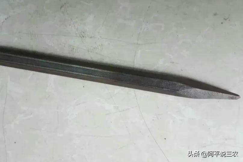 在农村的木匠,农村即将消失的手艺人篾匠铁匠