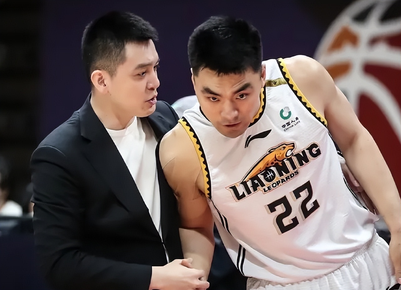 仅执教辽宁2年就获首冠！主帅杨鸣的年薪+奖金有多少？令人意外