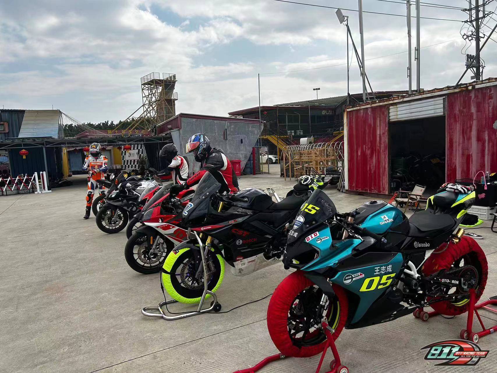 飞鹰rm35试驾感受,飞鹰rm35的优点和缺点