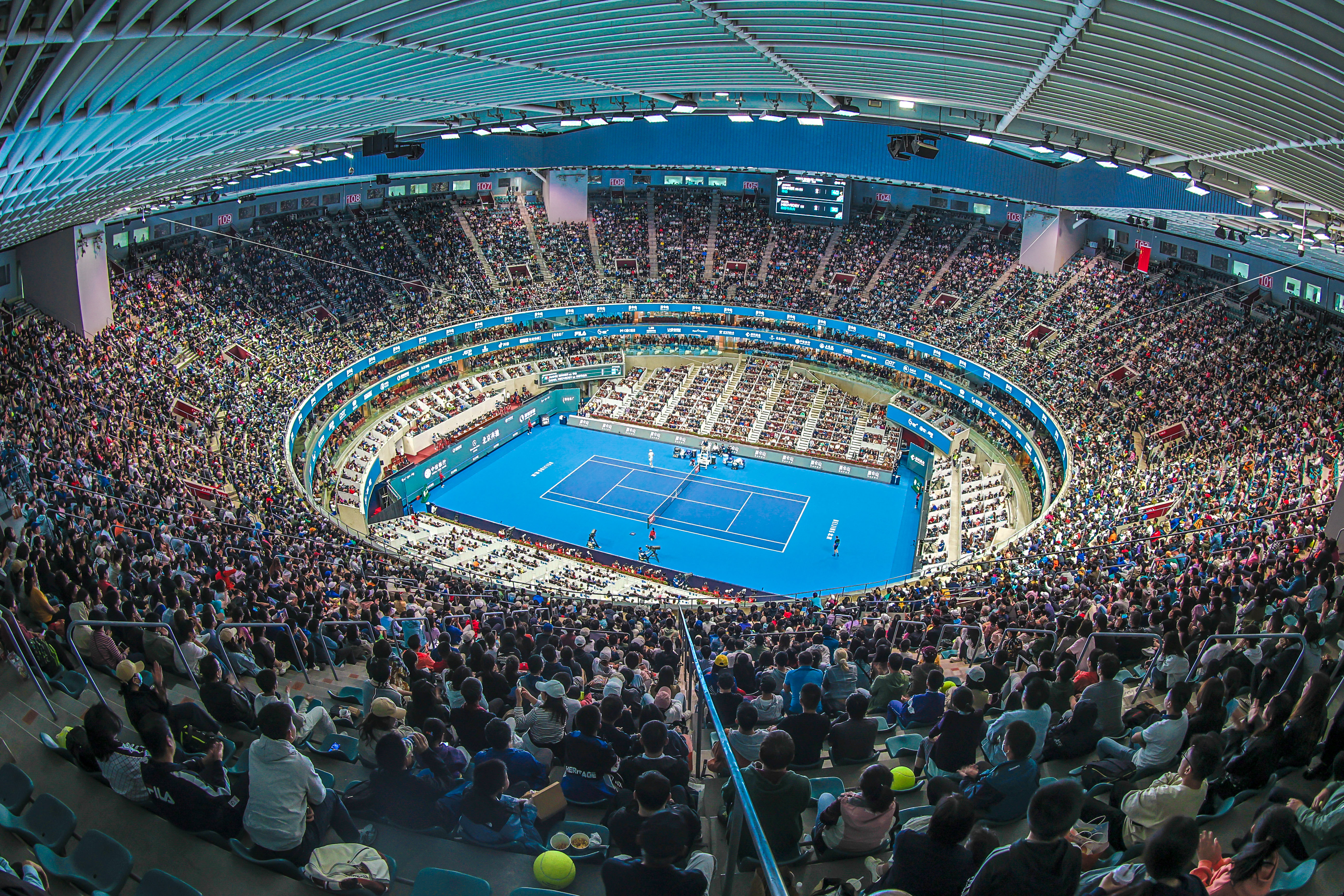 追光丨“京彩”中网，我们来年再见！