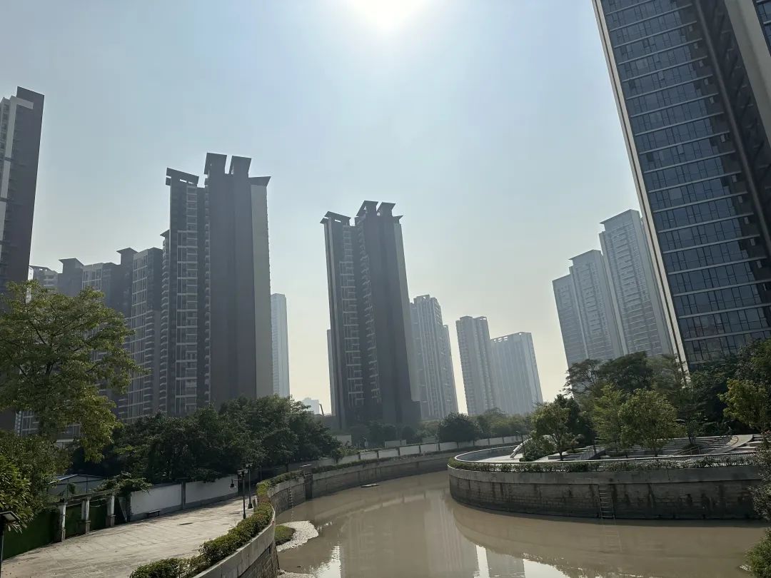 老黄埔“王炸地”会抢破头？很悬啊……