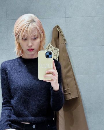 iu换了新发型,iu回归发型公开