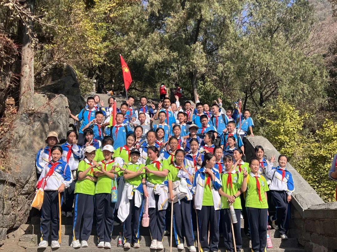 一路攀登一路向上,一路攀登