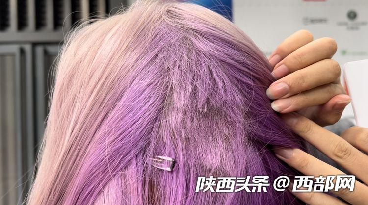 维权3·15丨西安一女子漂染完头发后一拉就断店家：工作人员失误