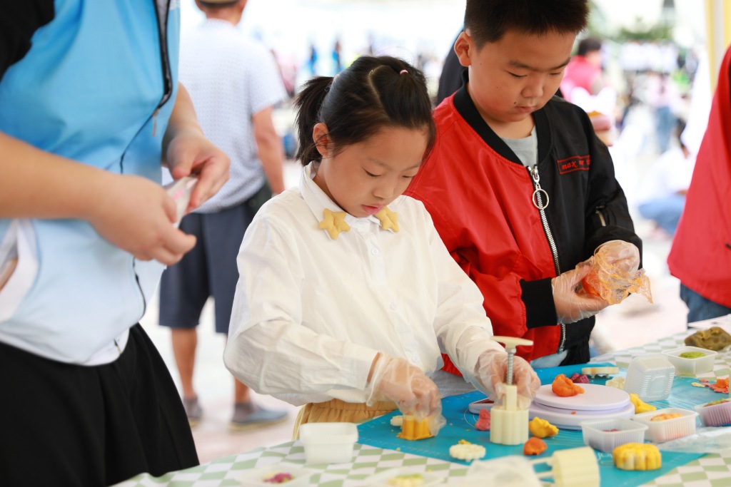 青岛官方集体婚礼视频,青岛婚礼秀