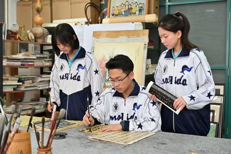 桃李芬芳教泽绵长陇原名校兰州东方中学欢迎您