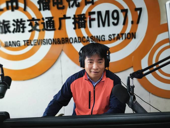 玉龙雪山高尔夫场风景,玉龙雪山高尔夫球场天气