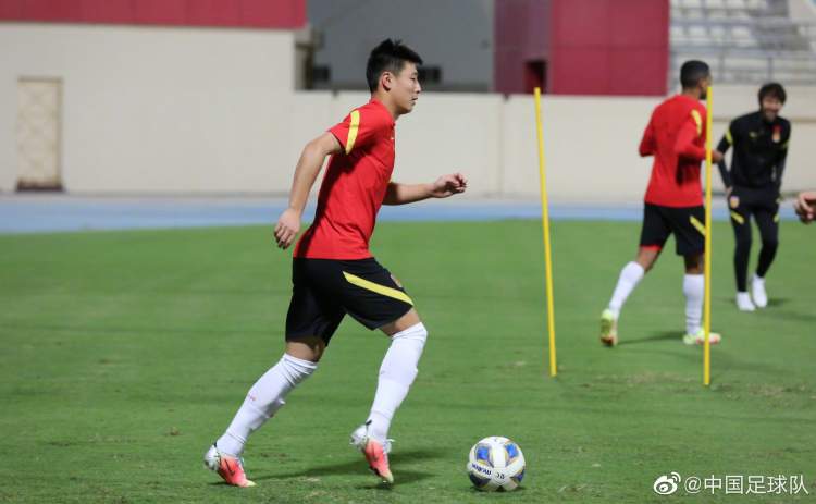 国足对阿曼网评,最新国足对阵阿曼赛程