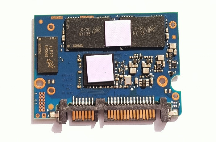 英睿达MX500系列4TBSATA固态硬盘上手体验