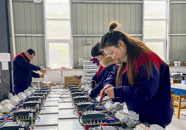 铆足“虎劲”“满格”冲刺——“宜荆荆恩”城市群项目建设“拉满弓”