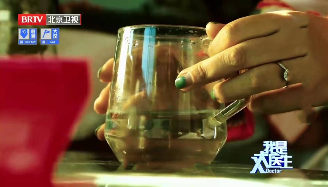 口腔溃疡反复发作，是缺维生素了？你可能一直都错了！改善口腔疾病，这个方法效果好