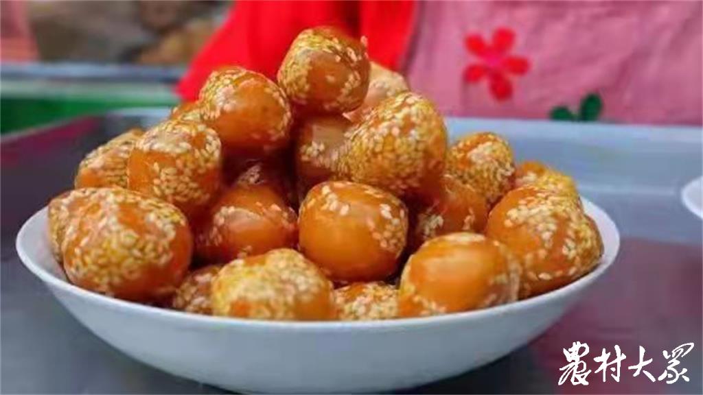 夫妻做了二十年琉璃丸子，培养出两个博士