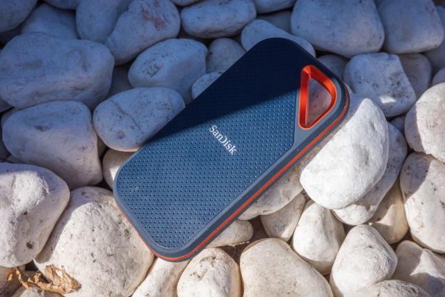 闪迪固态硬盘加强版和至尊高速,闪迪移动固态硬盘详细评测