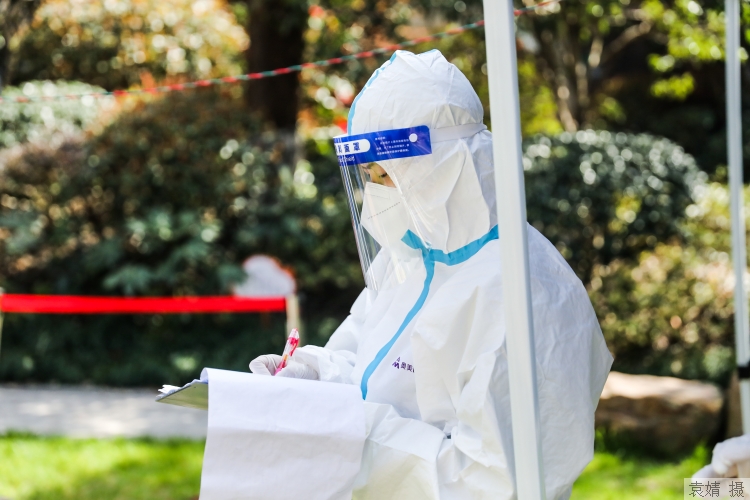 疫情下到医院看病要注意啥？封控区居民就医难、配药难，怎么办？十问十答为你指路