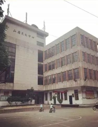 沪明情深！背后的故事不曾忘记