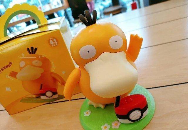 可达鸭肯德基玩具为什么火了,9块9可达鸭玩具