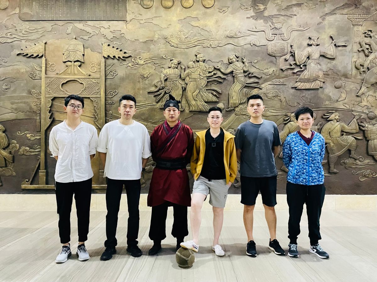 古代足球是这样踢的？台青蹴鞠初体验