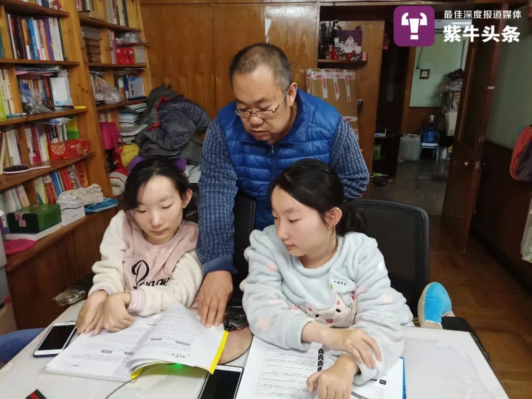 95后双胞胎渐冻症姐妹做翻译写小说：求知的快乐“冻”不住