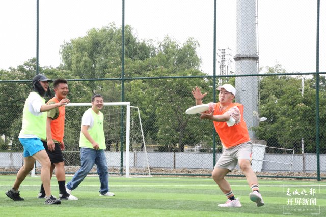 如今腰旗橄榄球还火吗,飞盘橄榄球