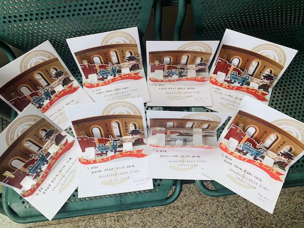 “考前有绿码，考时成黑马！”把骊歌化作战曲，沪上校园为少年花式打气