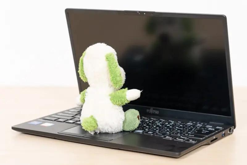 富士二合一平板电脑,最轻薄的富士通平板