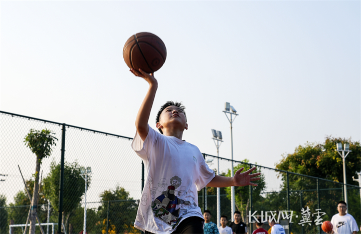 邯郸全民健身羽毛球,邯郸全民广场健身