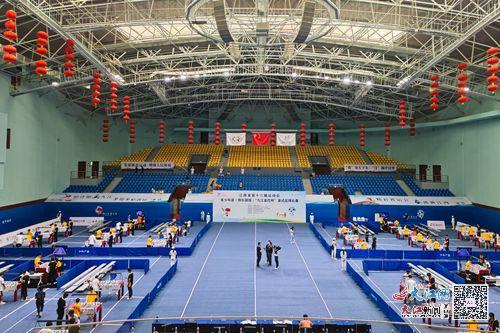 驰骋绿茵场足球争霸,驰骋绿茵赛场彰显青春魅力