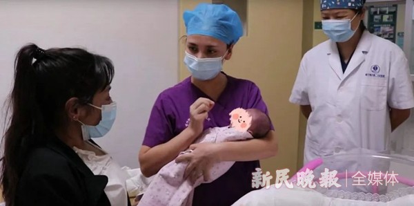 沪喀医生齐力救治严重胸廓畸形孕妇，保母子平安